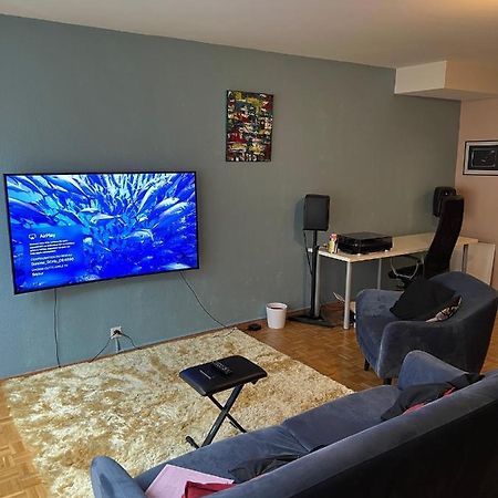 Beautiful Large Studio In Center Of Geneva Free Wifi Apartment Bagian luar foto